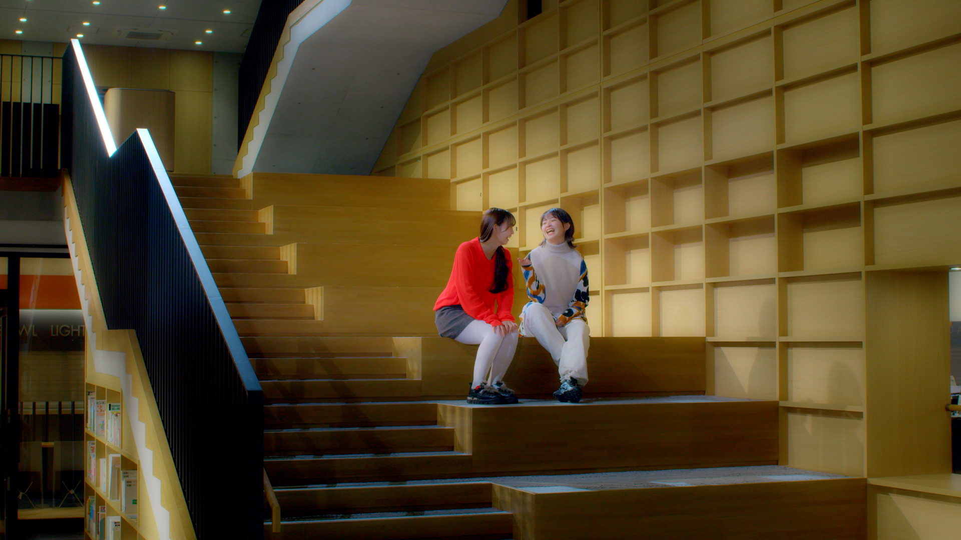 ゆさぶる ささる 胸を打つ。カットイメージ